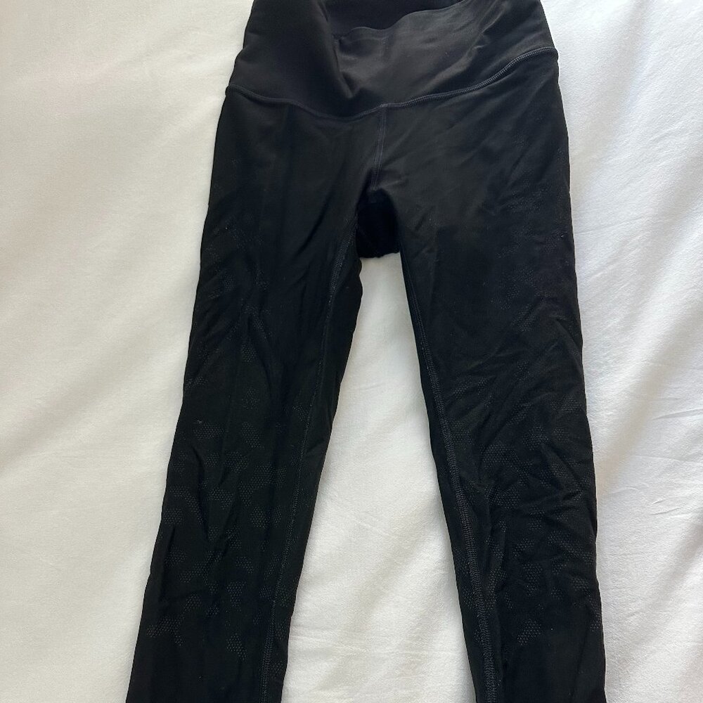 Lululemon Mapped Out High Rise Tight 28" *Camo Size 6